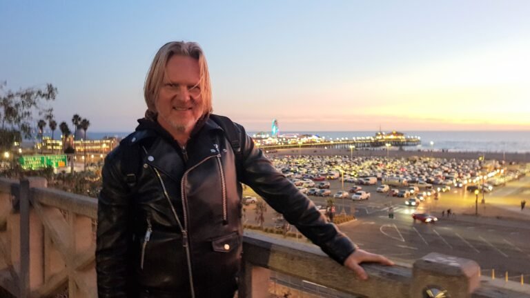 Gerjan op reis-uitzicht over zee